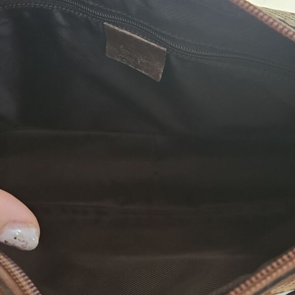 Gucci Tan and Brown GG Shoulder Bag - Picture 5 of 8
